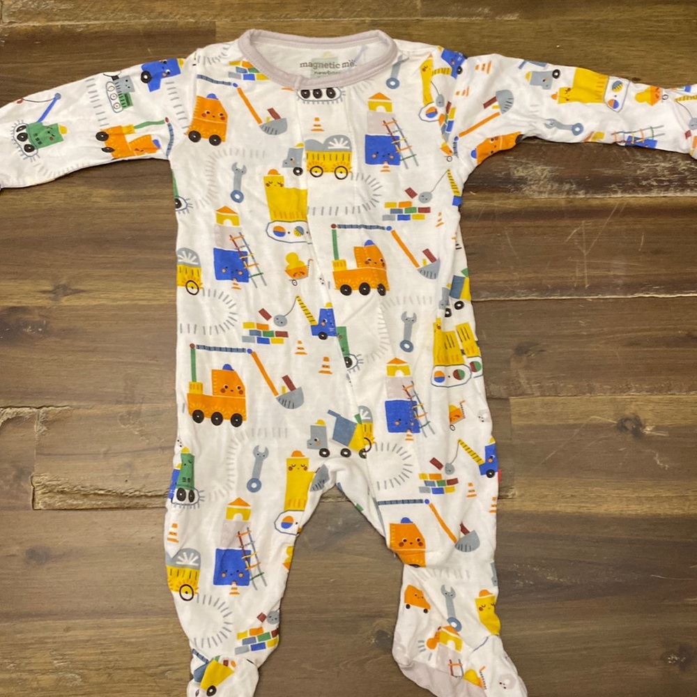 Magnetic Me - Newborn Sleeper